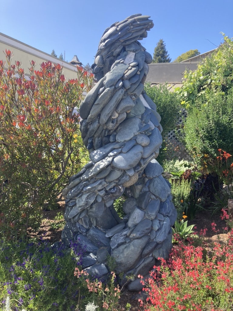 Art garden sculpture inspo